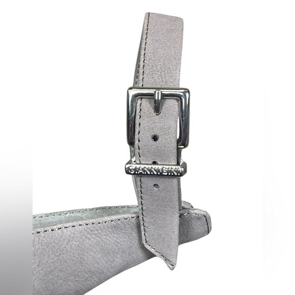 Gianni Bini Kehlani 3D Floral Suede Leather Heeled Sandal Women’s Size 8.5M Grey - Picture 8 of 11